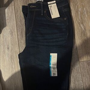 No Boundaries so Dark Blue Jeans